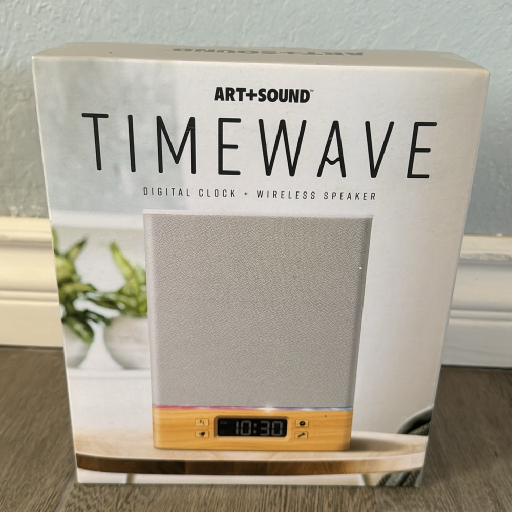 Art+Sound TimeWave - Digital Clock & Wireless Bluetooth Speaker - New! B32
